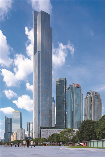 ②廣州周大福金融中心(東塔) 位于新城市中軸線的東側,總建筑面積50