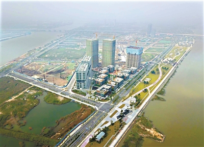 建設(shè)中的南沙自貿(mào)區(qū)明珠灣。
