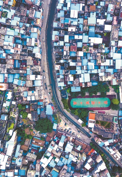大塘村籃球場,年輕人釋放能量的熱土。
