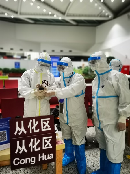 向政枝在教授對講機使用方法1.jpg