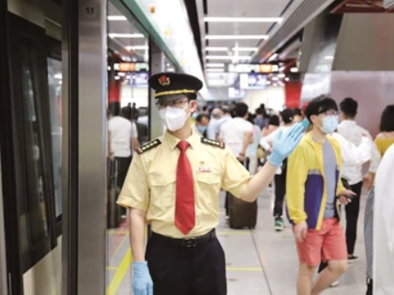 嚴(yán)家升：廣州地鐵九號(hào)線副站長