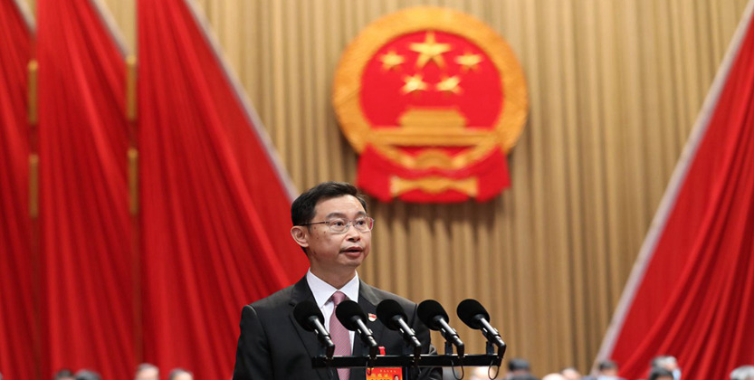 溫國輝市長作政府工作報告