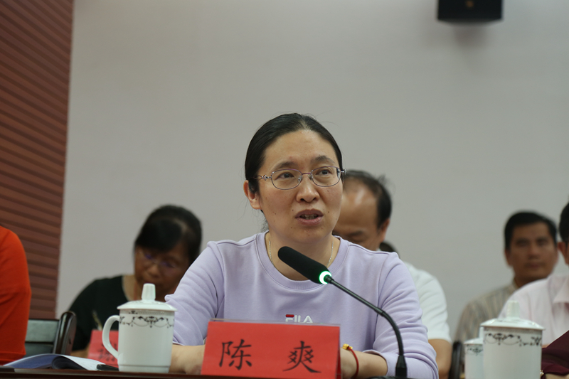 5、廣州市教育局黨組書記、局長陳爽發(fā)言 (2).JPG