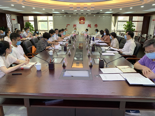 蘇佩區(qū)長(zhǎng)主持召開(kāi)北京路步行街改造提升工作指揮部會(huì)議.jpg
