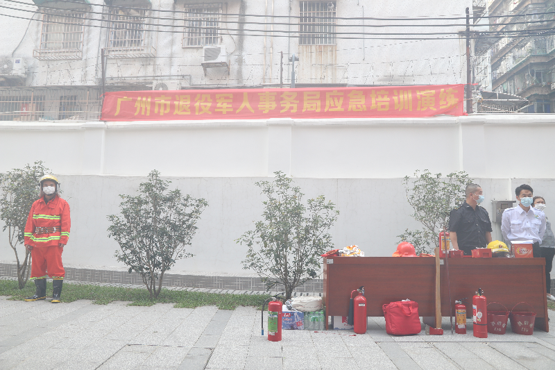 常用應(yīng)急物品.jpg