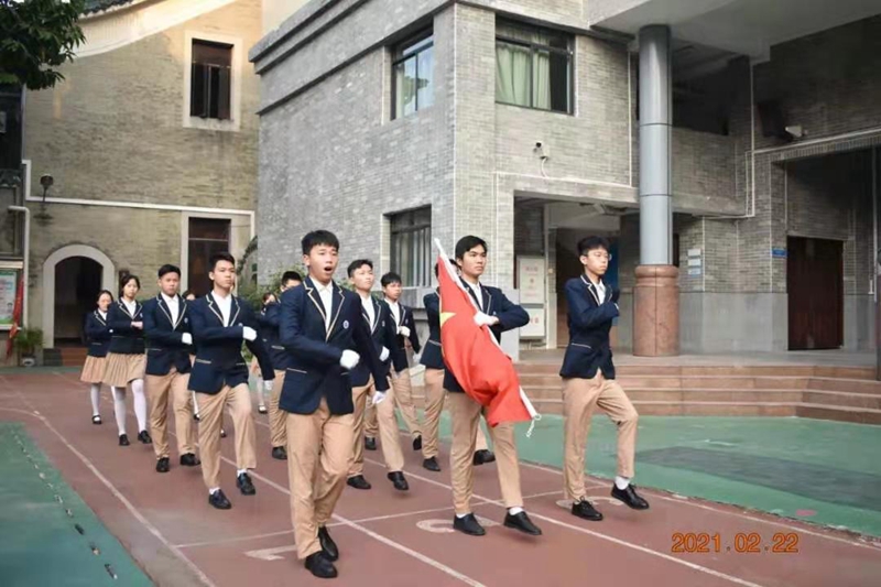 廣東華僑中學(xué)2020學(xué)年第二學(xué)期開學(xué)典禮升旗儀式_副本.jpg