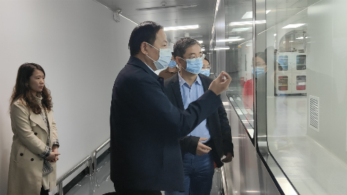 2月17日，市工信局中小企業(yè)局局長葉華東調(diào)研_1600.jpg