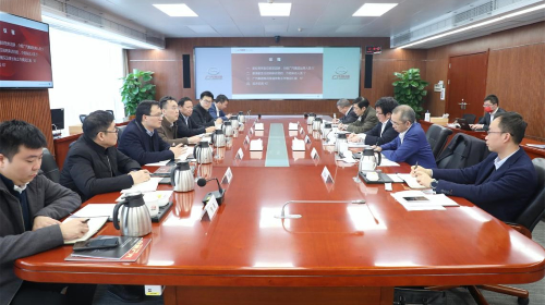 市工信局中小企業(yè)局局長葉華東、市國資委副主任曾濤帶隊(duì)到廣汽集團(tuán)開展調(diào)研服務(wù)_副本.jpg