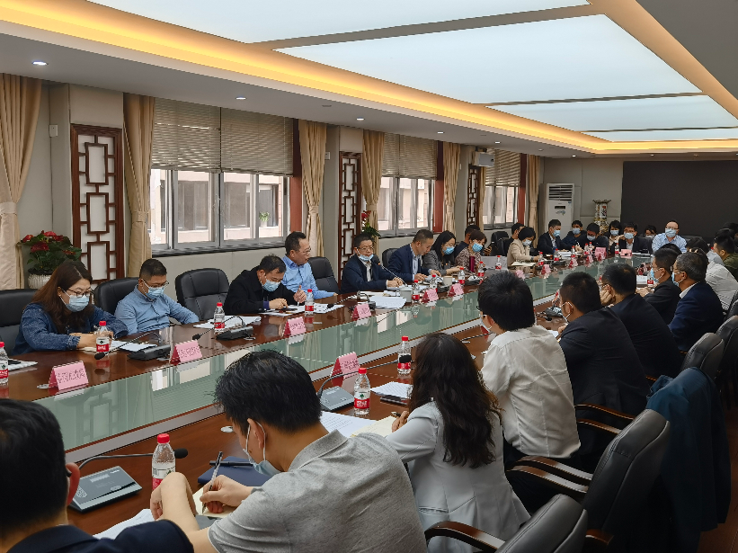 3月30日市大灣區(qū)辦章旺平專職副主任主持召開我市基礎(chǔ)設(shè)施REITs推進(jìn)工作會議.jpg