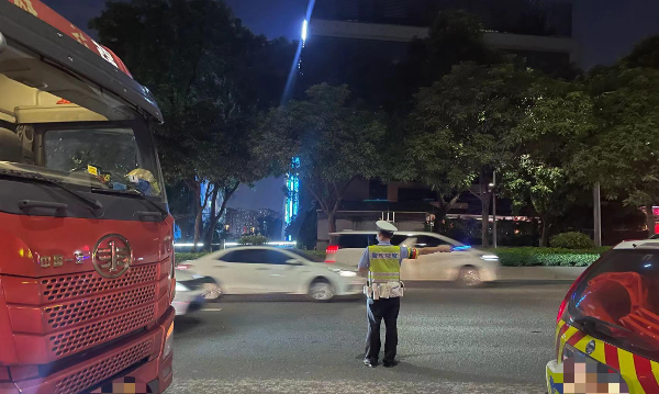 夜間直擊超限貨車治理！廣州治超非現(xiàn)場立案數(shù)全省第一