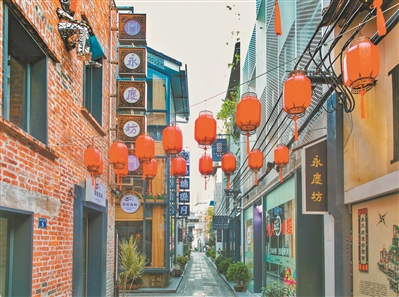 廣州代表分享廣州名城保護(hù)與發(fā)展經(jīng)驗(yàn) 出席全俄戰(zhàn)略發(fā)展論壇“國(guó)際城市項(xiàng)目馬拉松”會(huì)議