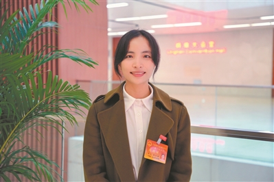 廣州市人大代表吳小麗：打通農(nóng)村物流“最后一公里”