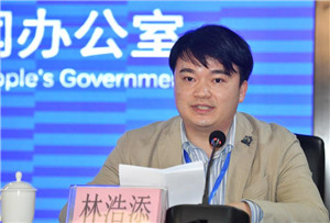 中山大學(xué)中山眼科中心副主任林浩添.jpg