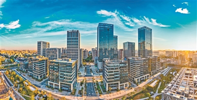 廣州市白云區(qū)委書記何鏡清：奮力推進(jìn)中國式現(xiàn)代化的白云實(shí)踐