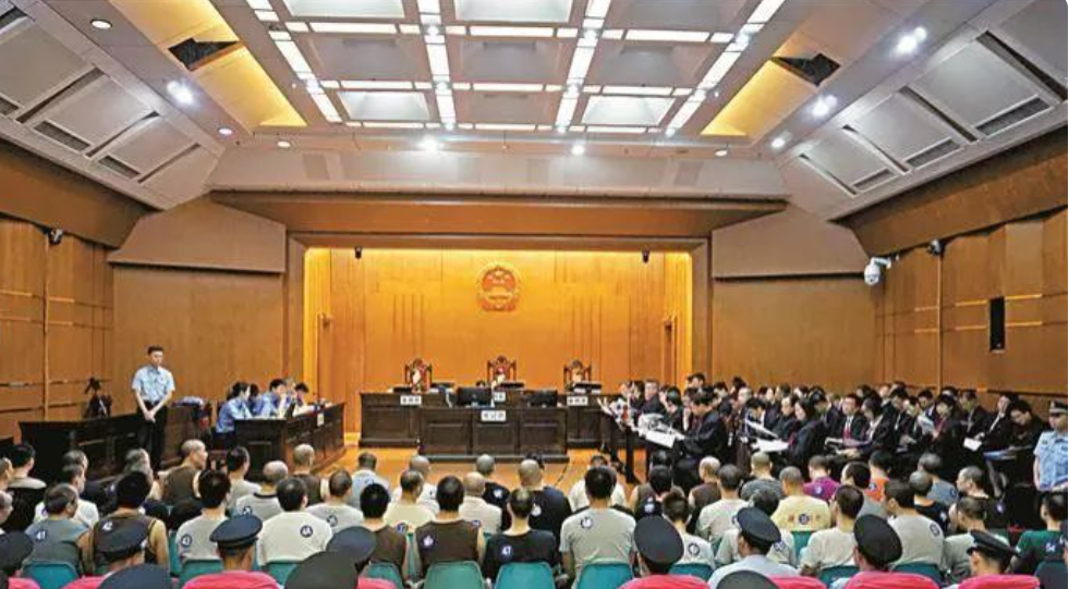 《反有組織犯罪法》實施一周年，荔灣法院亮掃黑除惡“成績單”！
