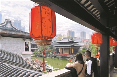 習(xí)近平總書記在文化傳承發(fā)展座談會(huì)上的重要講話在廣州干部群眾中引發(fā)熱烈反響（二）