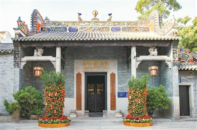 探索產(chǎn)業(yè)化新路徑 非遺擁抱市場走進生活