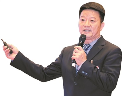 各界別委員代表座談會關(guān)注經(jīng)濟增長點等話題