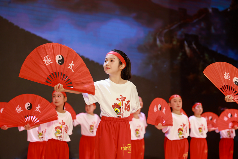 開(kāi)幕式-中國(guó)人民大學(xué)附屬中學(xué)實(shí)驗(yàn)小學(xué).jpg