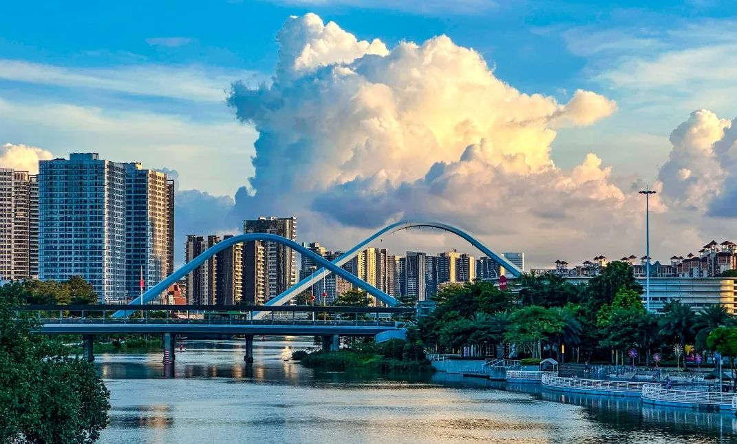廣州市南沙區(qū)人民政府關(guān)于印發(fā)廣州市南沙區(qū)推動(dòng)大規(guī)模設(shè)備更新和消費(fèi)品以舊換新實(shí)施方案的通知