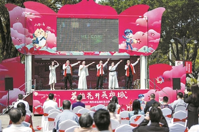 “英雄花開英雄城”大篷車駛進越秀天河