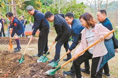3月以來廣州多地掀起“我為全運(yùn)種棵樹”植樹熱潮
