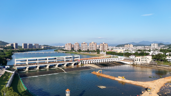 閘壩施工（2024年攝影）.jpg