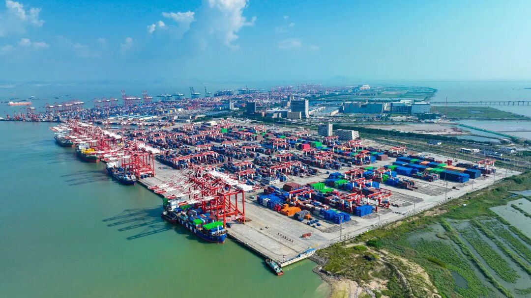 南沙過年“人貨兩旺”