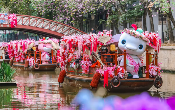 Guangzhou rakes in 20.1b yuan tourism revenue during CNY holiday
