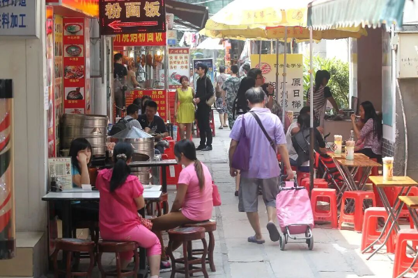 寶華路：隱于鬧市的羊城市井味